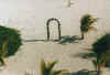 coconutcourtbeach7.jpg (53969 Byte)