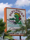 papadocks.JPG (78085 Byte)